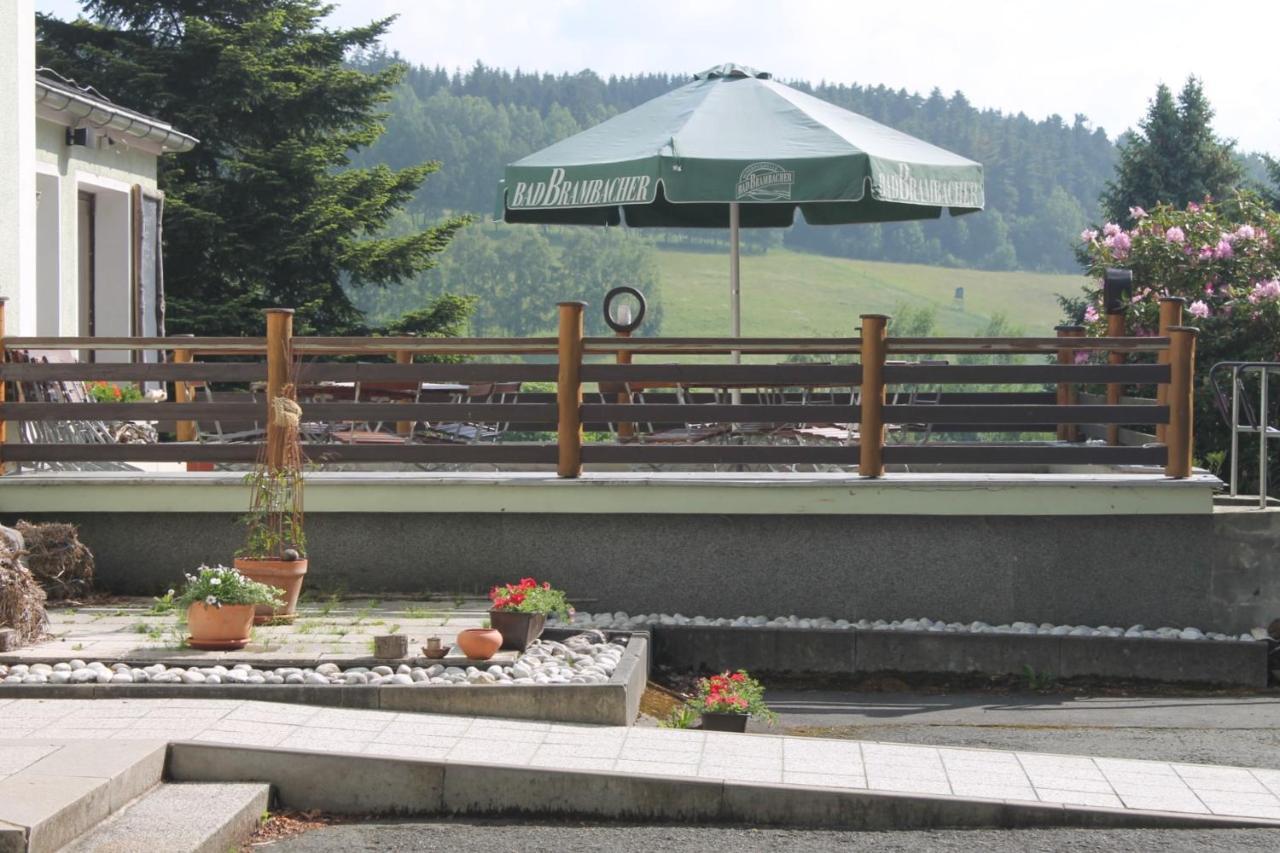 Hotel Carolaruh Бад Елстер Екстериор снимка