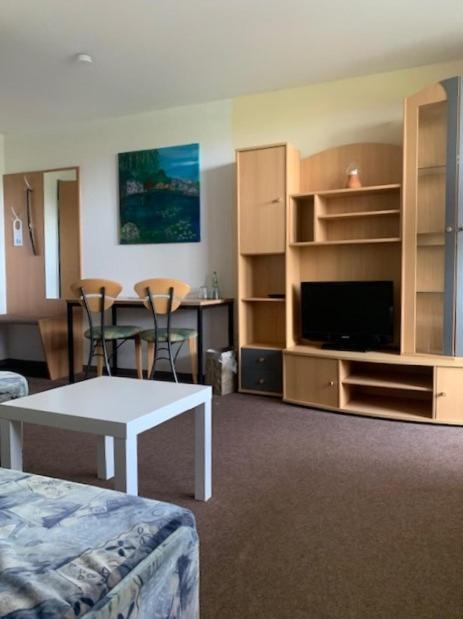 Hotel Carolaruh Бад Елстер Екстериор снимка
